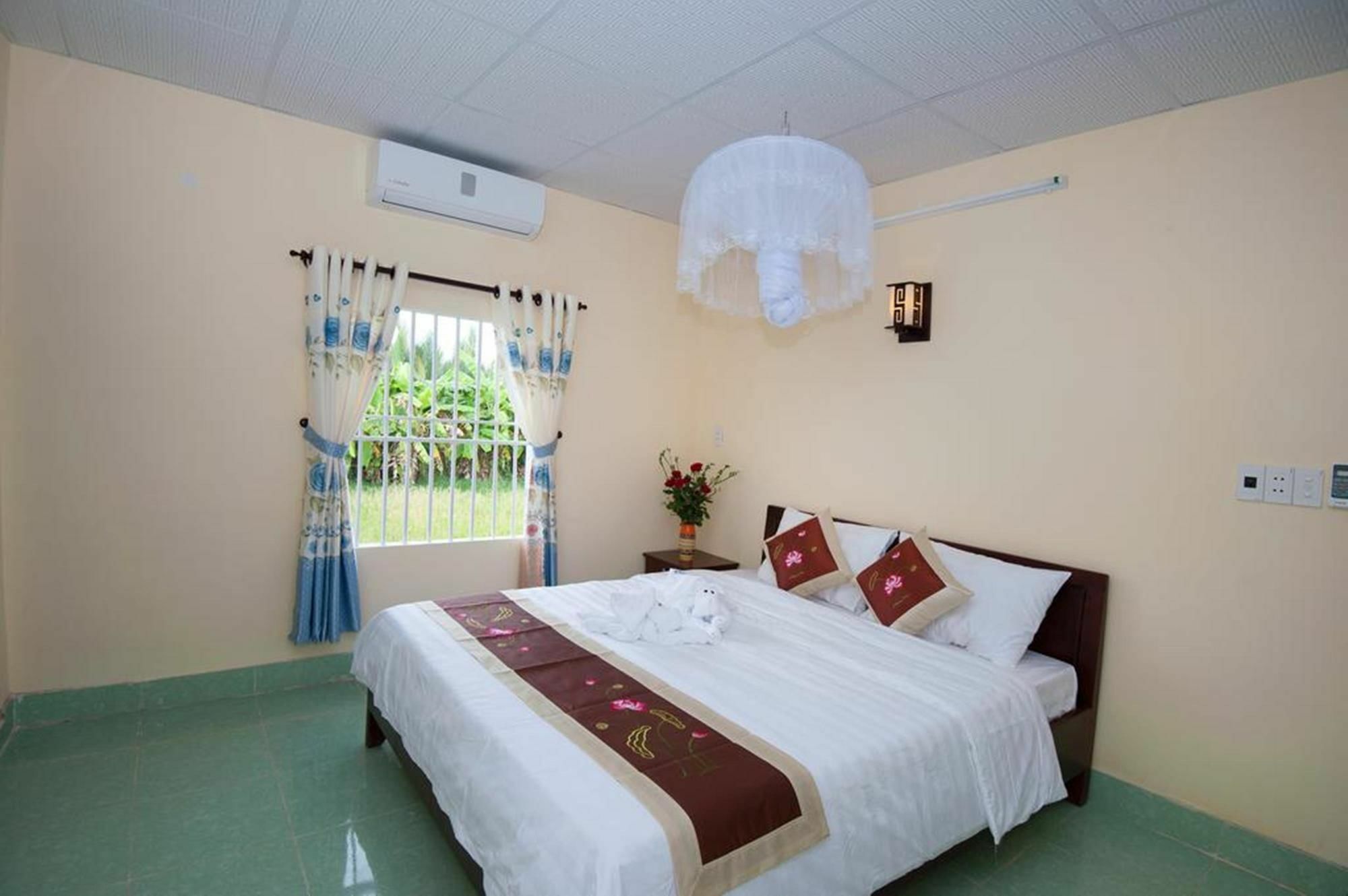 Bougain Villeas Homestay Hoi An Exterior photo